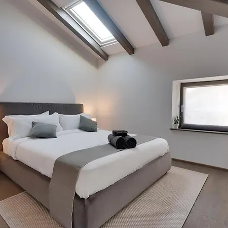 Centro Storico - Luxury Design And Comfort דירה Cormòns